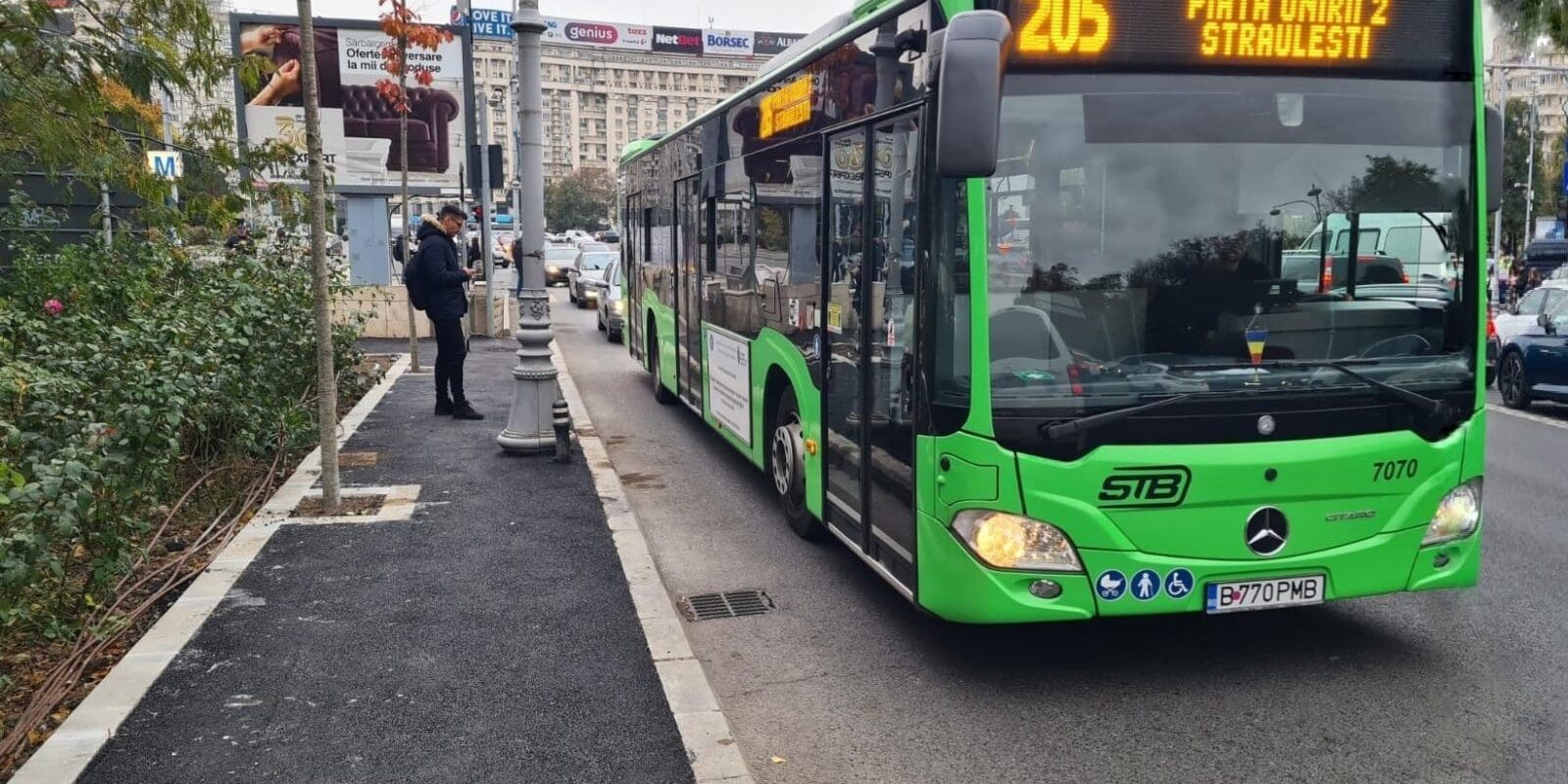 Începând cu 8 aprilie 2026, călătorii care folosesc linia de autobuz 205 vor beneficia de o stație nouă, situată pe Calea Victoriei