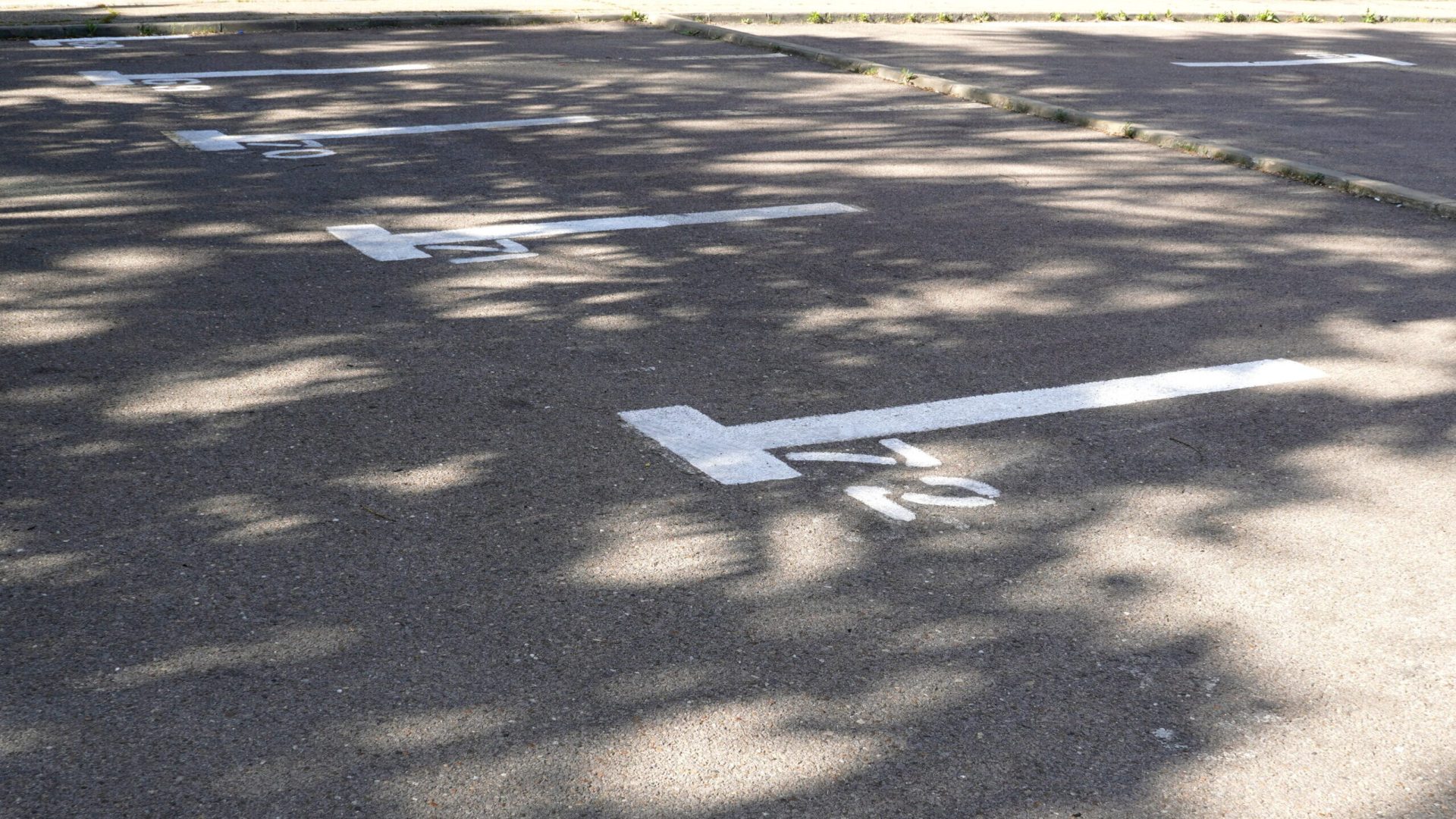 Locurile de parcare de reședință: Atenție! Ce riști dacă NU confirmi în 90 de zile