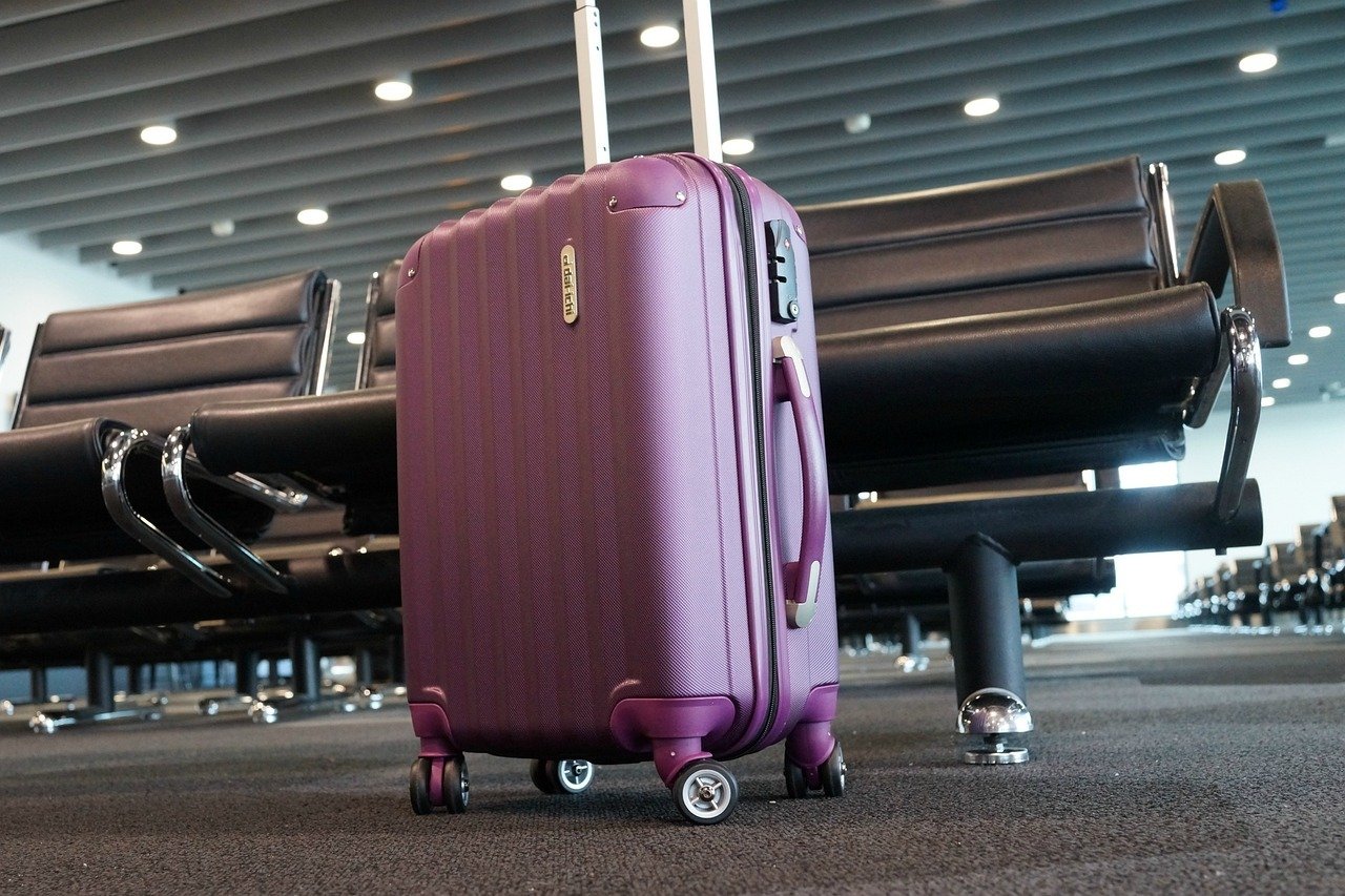 Ai rămas fără bagaj pe aeroport? Find Hub are o soluție nouă!