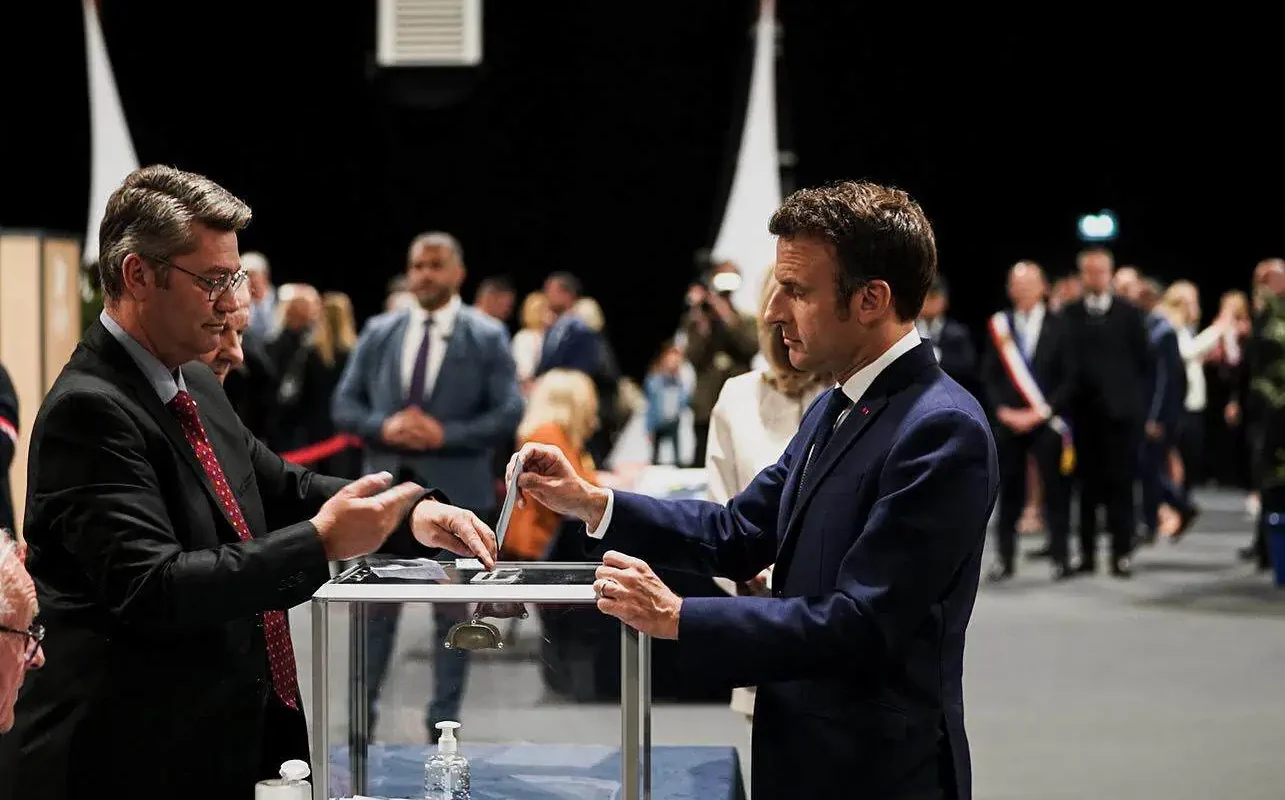 Macron, lege anti-Rusia înainte de prezidențiale: Franța se apără de ingerințe