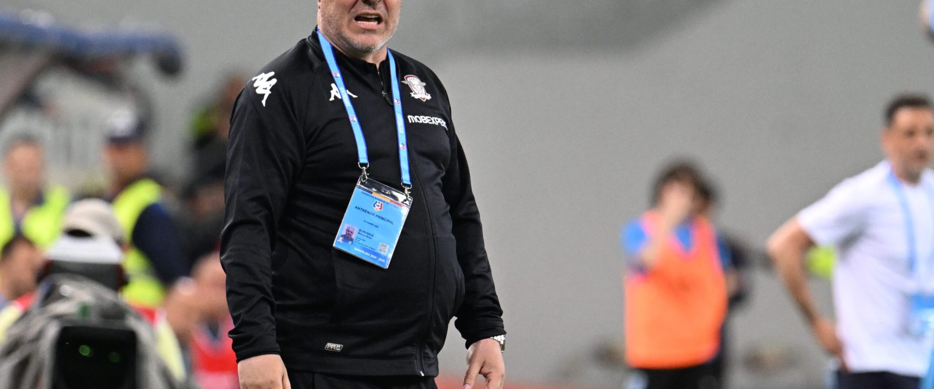 Șumudică, dorit înapoi la Rapid: Suporterii cer întoarcerea antrenorului