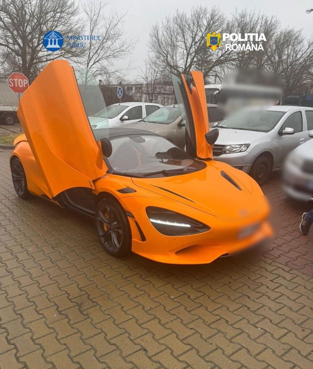 Poliția a efectuat percheziții și audieri într-un dosar de evaziune fiscală care vizează importul ilegal de autovehicule de lux