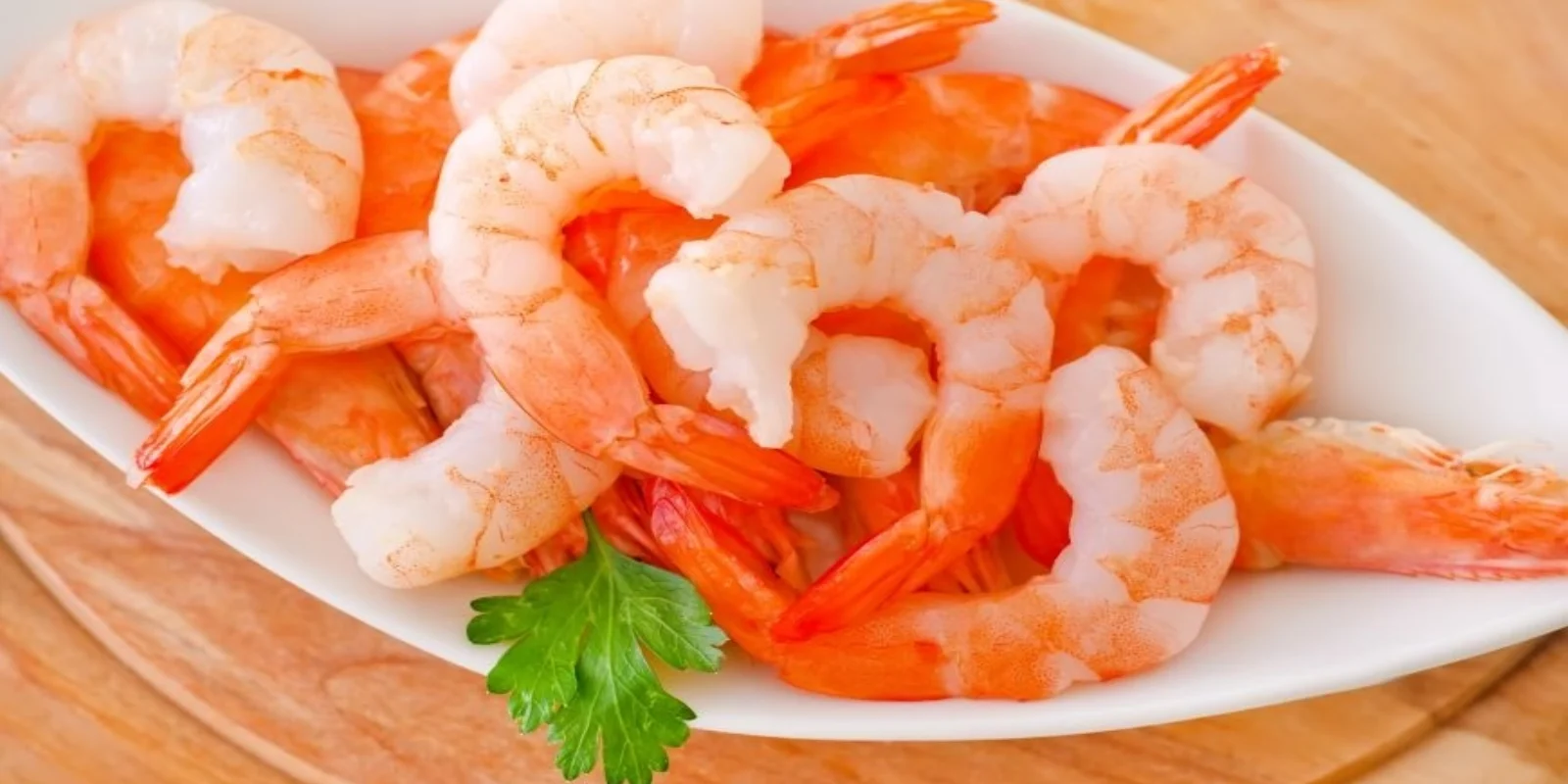 Virus periculos: Boală gravă de ochi, cauzată de fructe de mare. Alertă în România