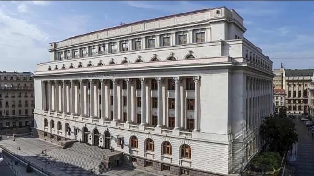 Analiză ȘTIINȚIFICĂ: Cum își gestionează românii banii și consumul?