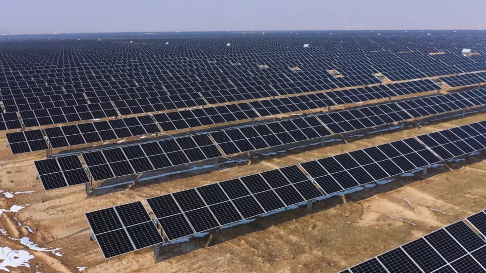 Germania: Parcurile fotovoltaice, obligate să aibă baterii