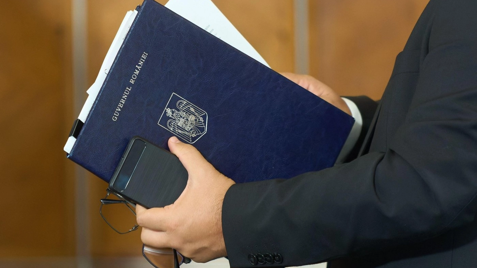Demisii la Guvern, după ședința cu Bolojan – SURSE PSD
