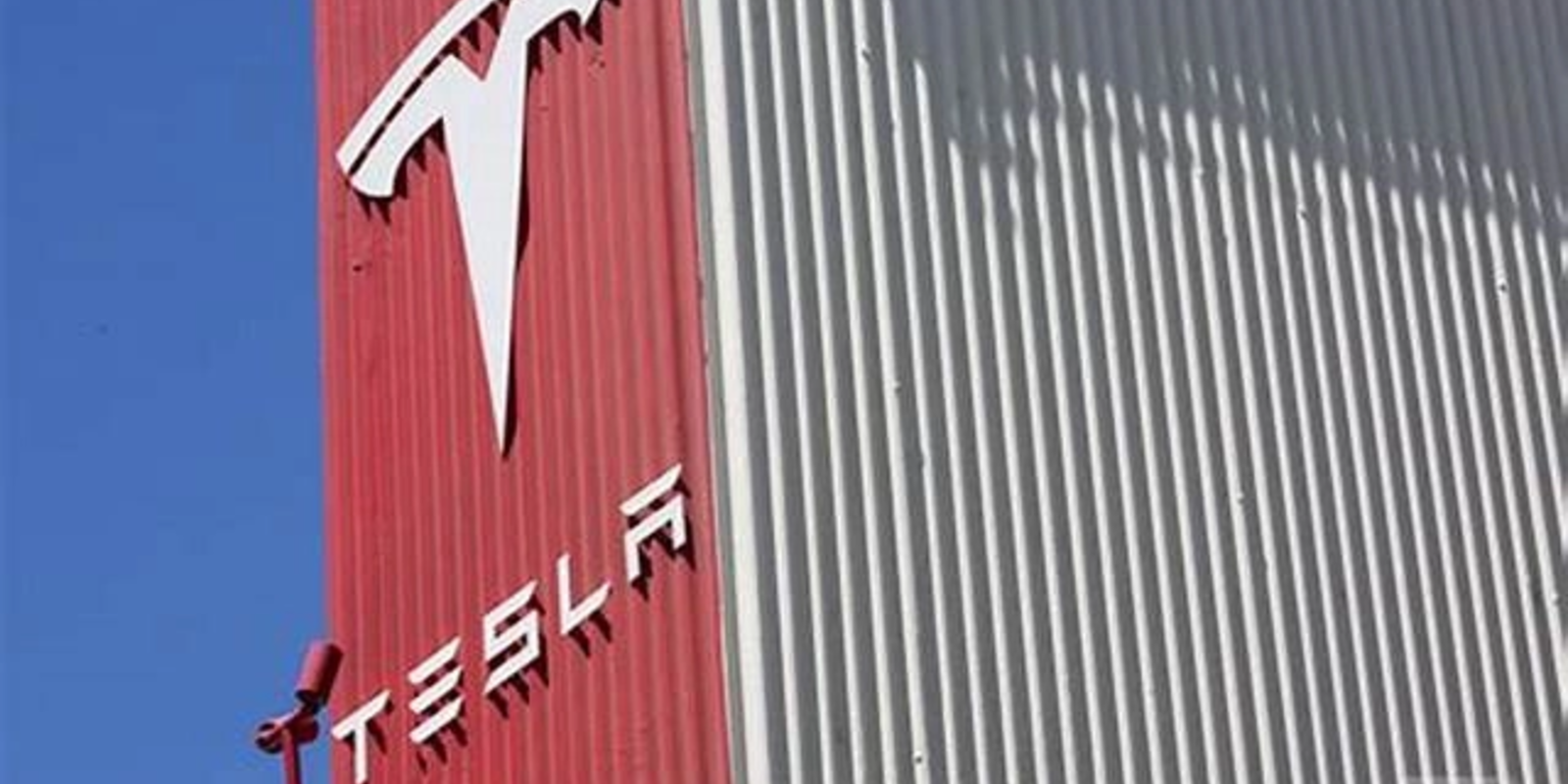 Tesla intră în era roboților umanoizi: Fabrică-cheie pentru producția de masă