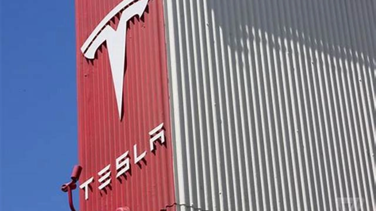 Tesla intră în era roboților umanoizi: Fabrică-cheie pentru producția de masă