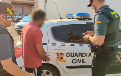 Prins în Spania: Român căutat de Interpol, oprit de poliție în trafic