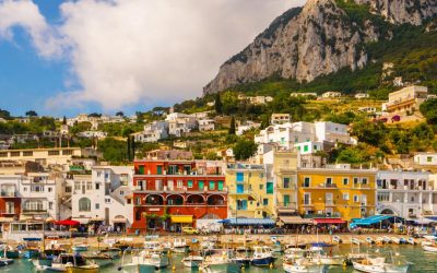 Capri, asaltată de turiști: Noile reguli care schimbă vacanța