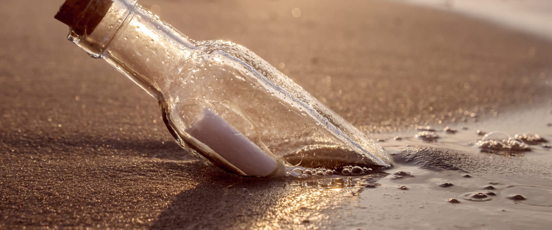 Șanse mari să găsești un mesaj în sticlă? Secretul marilor expediții