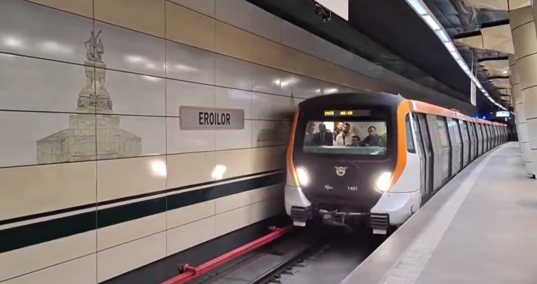 Metroul Drumul Taberei: Trenurile Alstom, tot amânate. Penalități de 62 mil. €