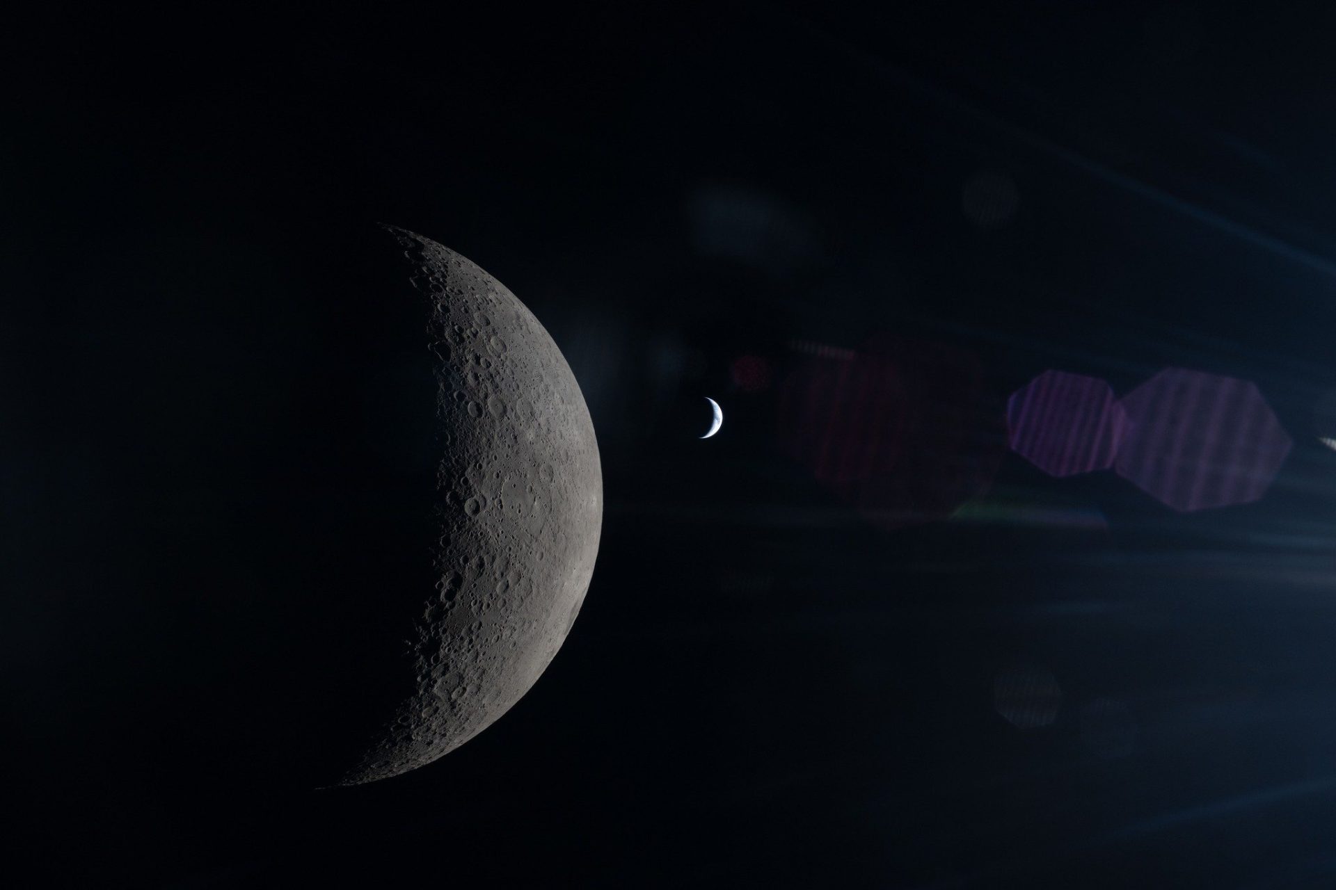 Astronauții ARTEMIS II, acasă mâine: Imagini epice de pe Lună!