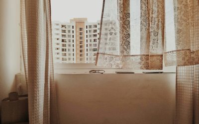 Aruncau gunoi de la etaj în Pitești: Amendă dură de 1.500 de lei