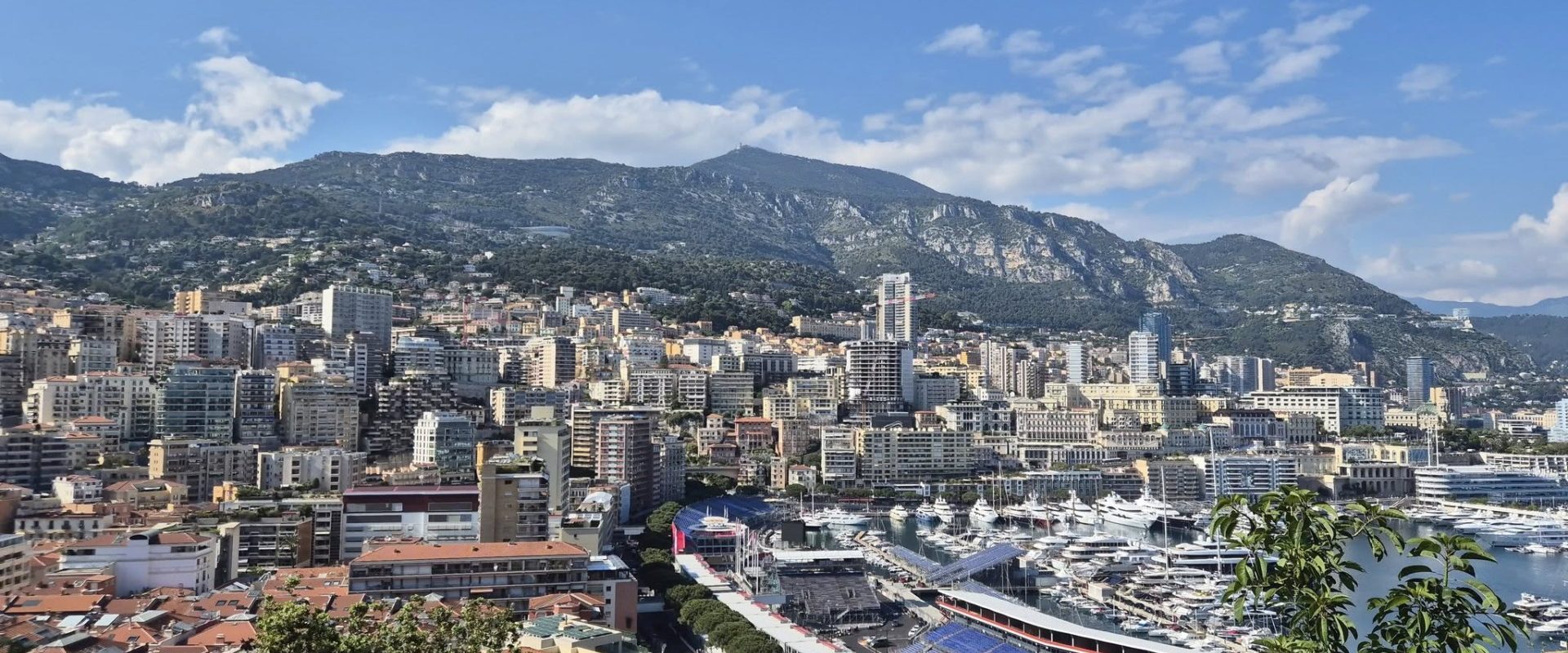 Akhmetov, magnatul ucrainean, a plătit 471 milioane € pe apartament în Monaco