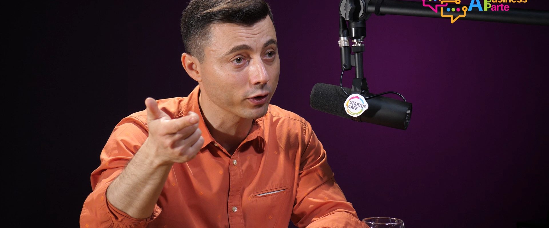 AI fără acțiune valorează zero: Un fondator român pariază pe agenți inteligenți