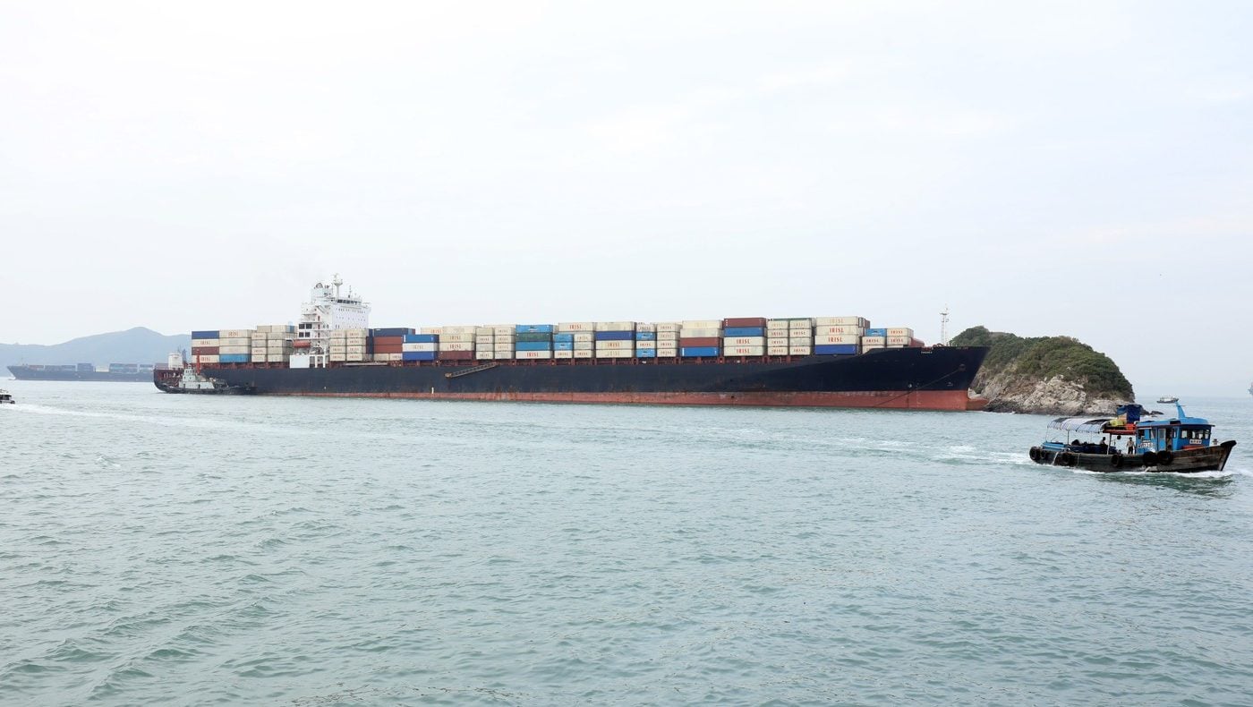 Americanii capturează o navă iraniană: Trump jubilează, „a încercat să sfideze blocada”