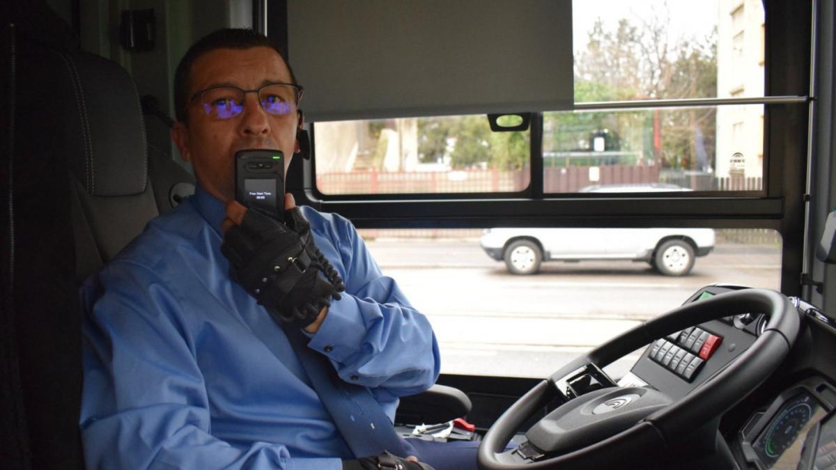 Troleibuzele STB, testate anti-alcool: Șoferii nu mai pot conduce băuți în București