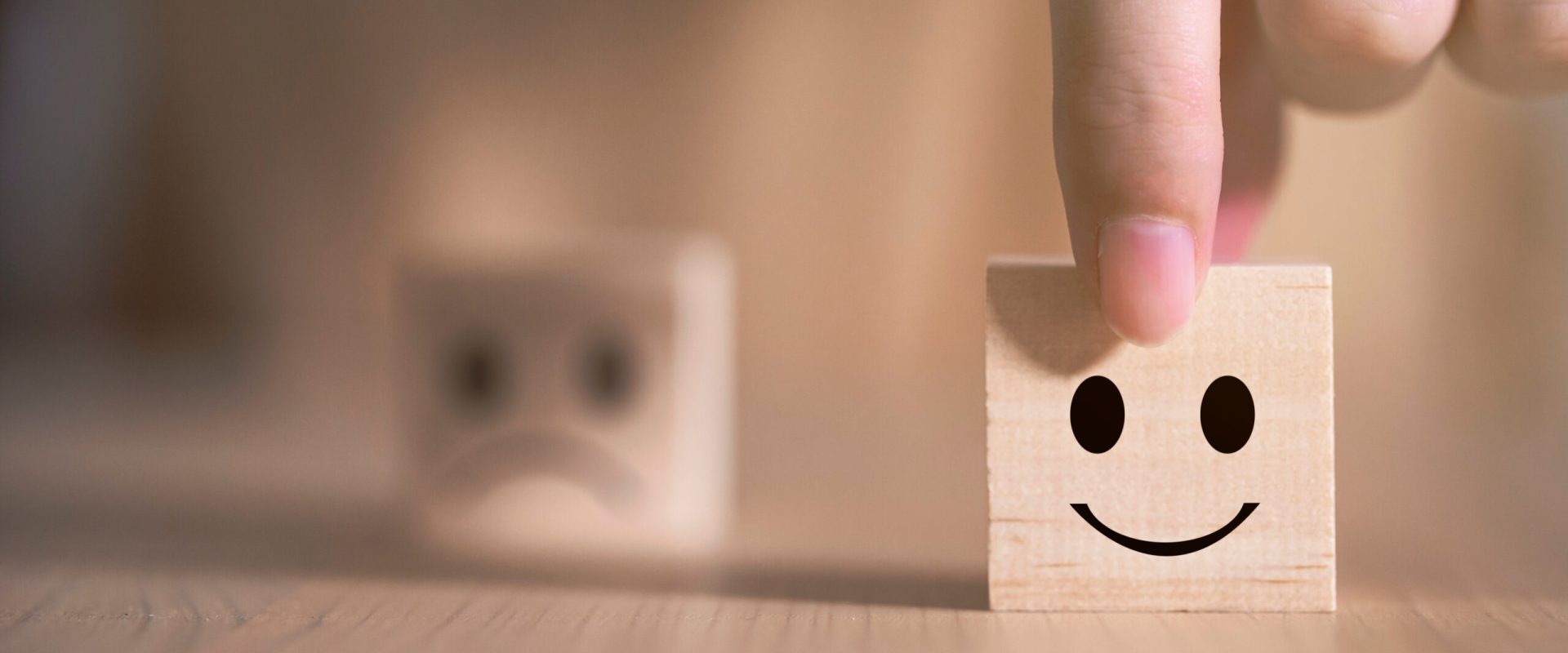 Frazele-capcană: Ce spun mereu oamenii nefericiți?