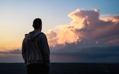 Ce implicații are singurătatea? Studiile arată impactul uriaș