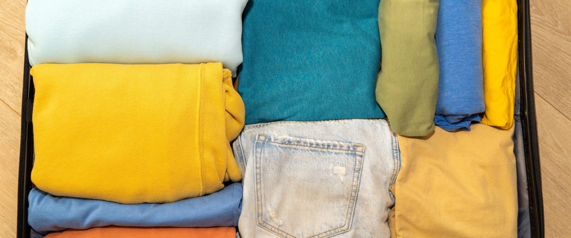 Greșeala FATALĂ la bagajul de călătorie: Mulți o fac!