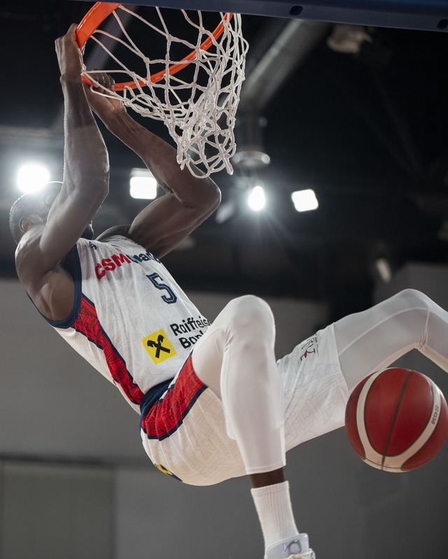 Baschet: Liga Națională intră în play-off! U BT Cluj, campioana, pe teren