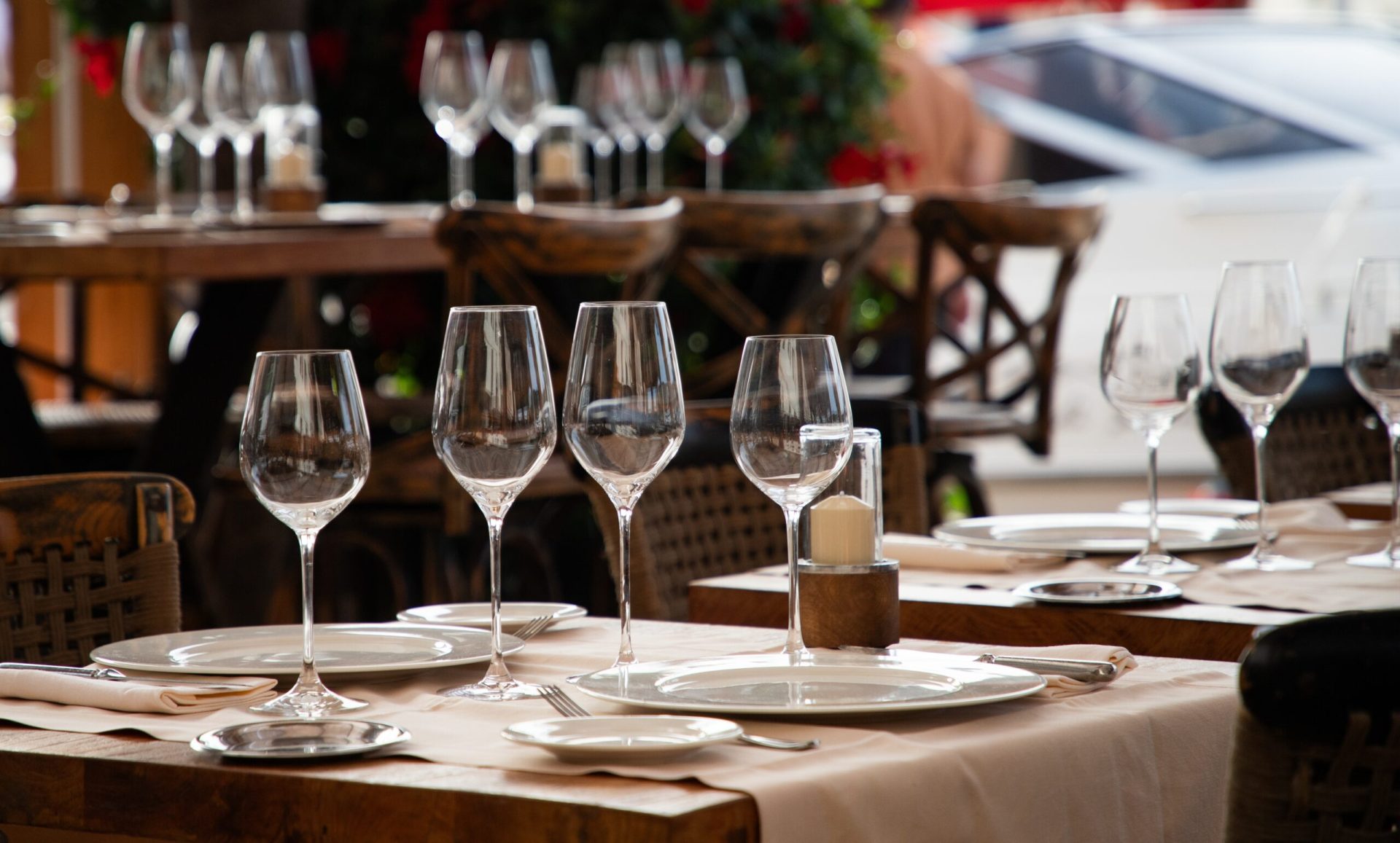 Gigantul tech merge-n restaurante: Chatboții, noii chelneri virtuali?