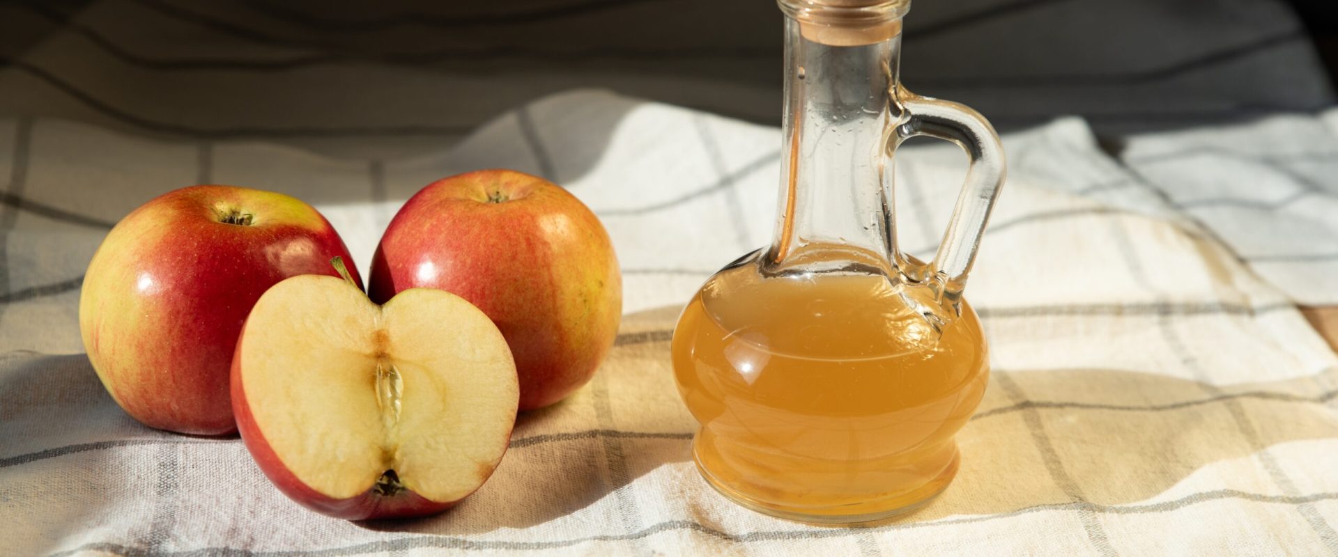 Oțetul de mere, secretul ieftin și eficient împotriva înțepăturilor de țânțar