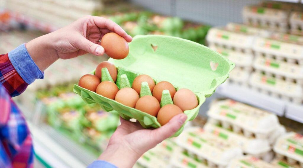 Alertă alimentară de Paște în România: Ouă cu Salmonella, retragere de urgență