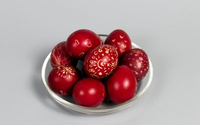 Când vopsești, de fapt, ouăle de Paște? Tradiția uitată de mulți din România