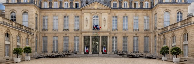 Poliția franceză, respinsă la Elysee: Scandal de favoritism și corupție la PARIS