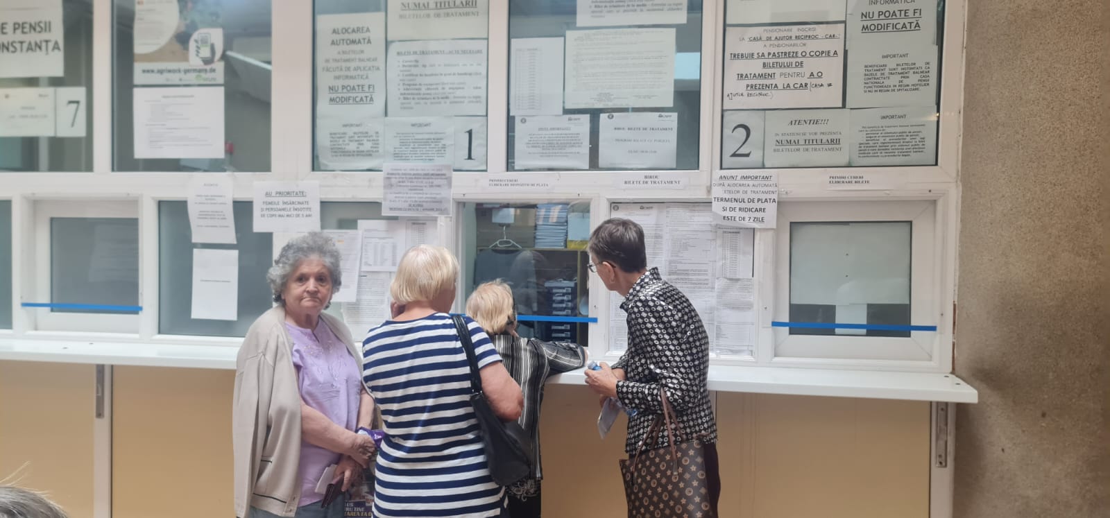 Pensionarii, afectați de măsurile de austeritate și inflație: „Avem propria gaură neagră în buget” Măsurile de austeritate impuse de Guvern, începând din august 2025, în combinație cu inflația, afectează sever viața pensionarilor