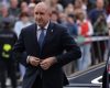 Radev, pilotul bulgar, încearcă să deblocheze criza politică. Guvernul sau prăbușirea
