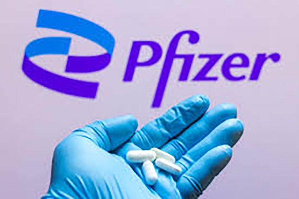Miza COLOSALĂ a negocierilor cu Pfizer: De ce a zburat Rogobete în SUA