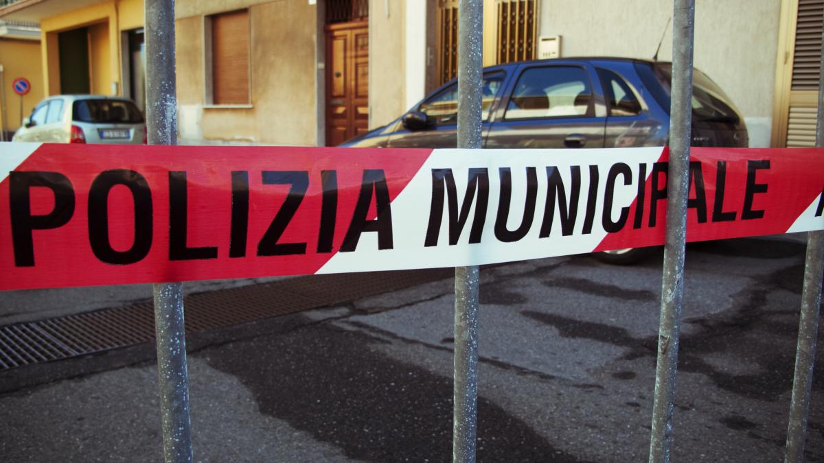 Politică Italiană, SECHESTRAT și JEFUIT: Jaful de 3 milioane de euro din Vila lui!