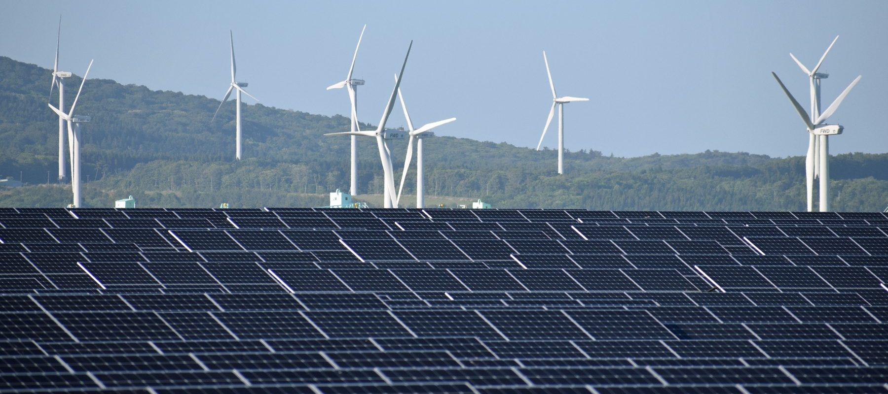 Comisia Europeană accelerează energia verde: Prețul URIAȘ al războiului pentru Europa