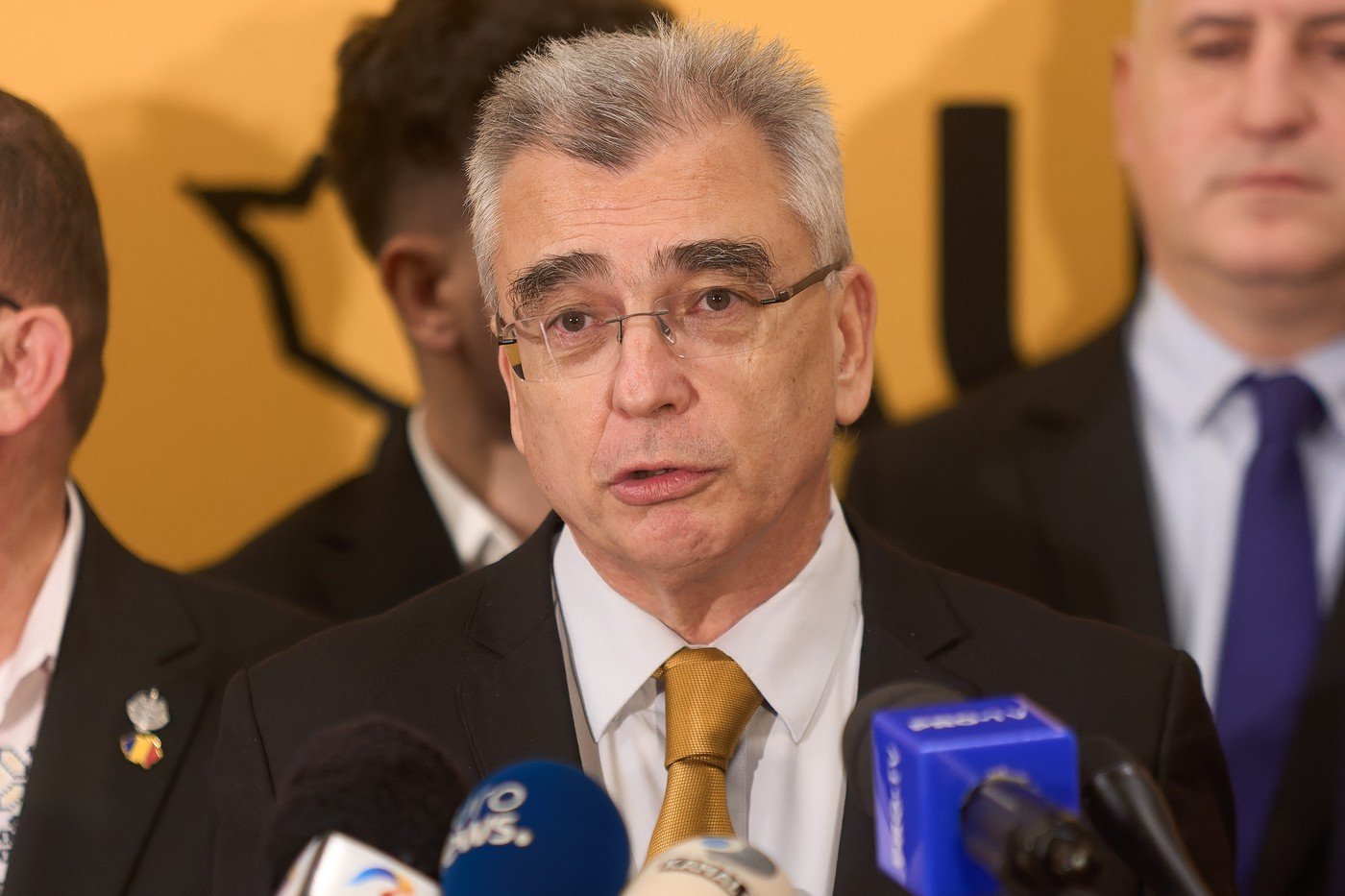 Pace – Întâi România detonează moțiunea anti-Bolojan: AUR, scandal!