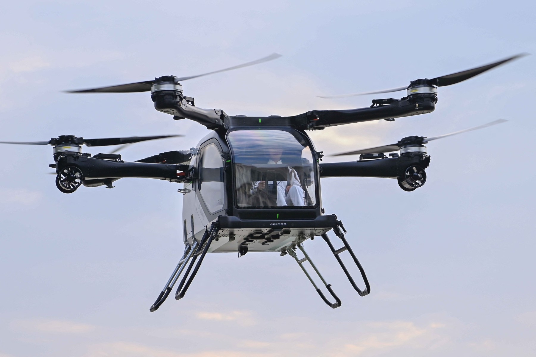 Xpeng bagă „mașinile zburătoare” în producția de masă, din 2025