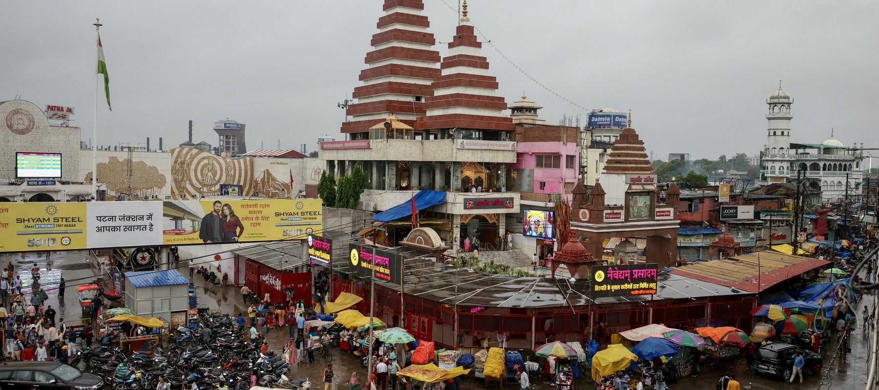 India: Parlamentul se mărește, 33% din locuri, rezervate femeilor