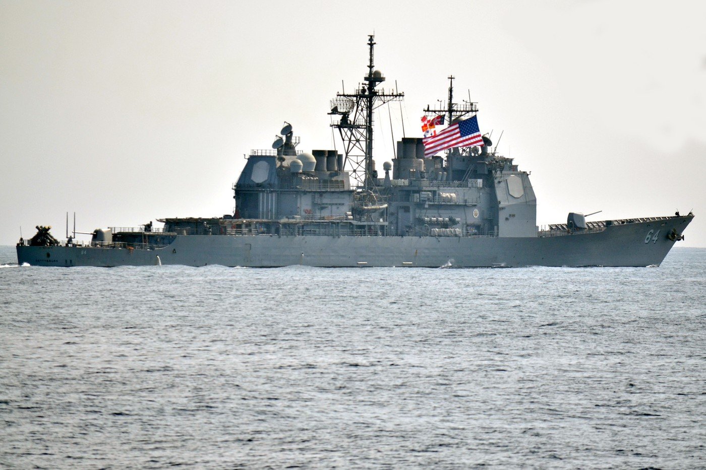 Petrolul înregistrează o scădere dramatică, cea mai mare din ultimii aproape șase ani, investitorii anticipând o relaxare a tensiunilor geopolitice și a presiunilor inflaționiste