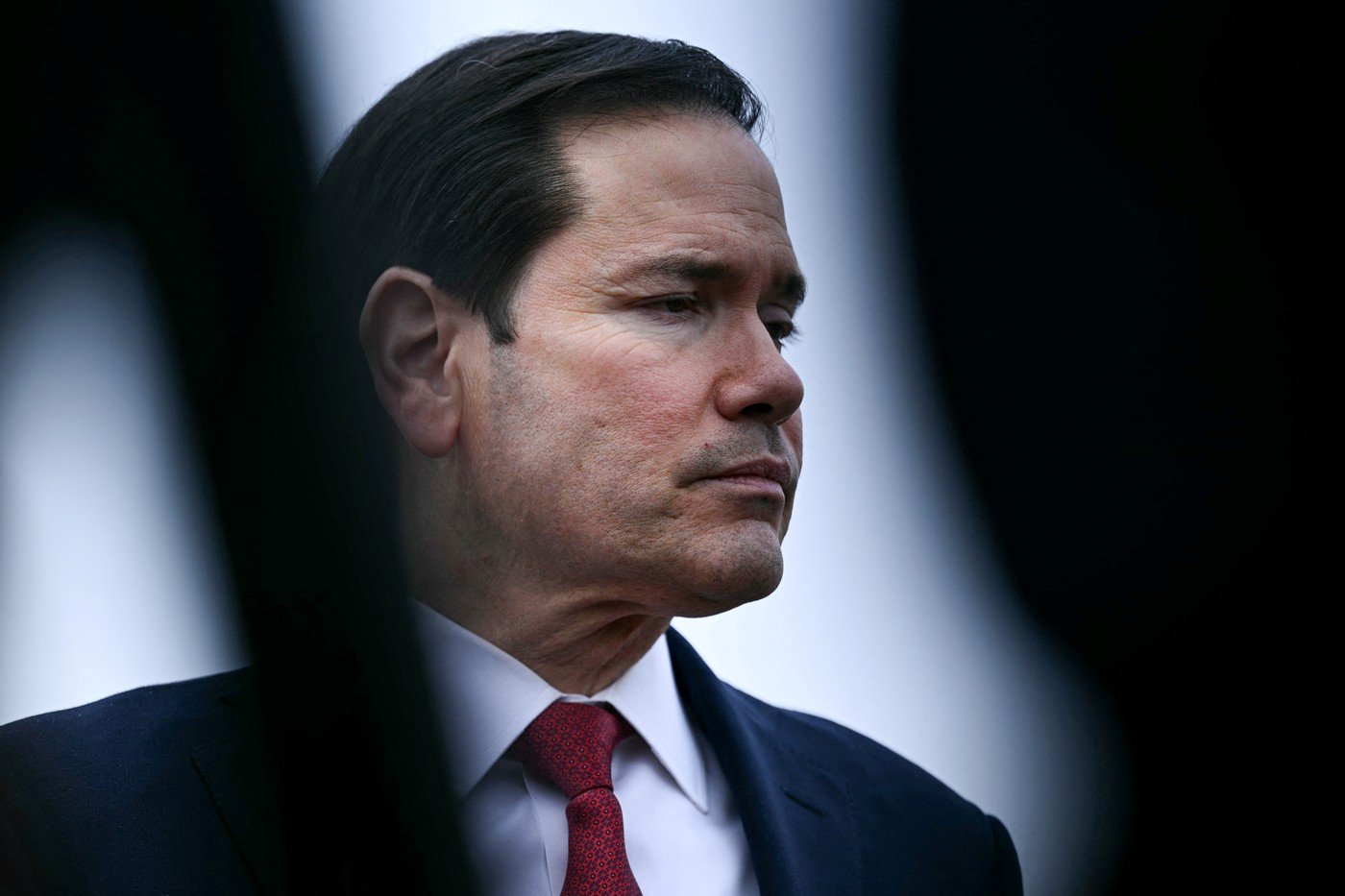 Secretarul de stat american Marco Rubio a discutat joi cu ministrul de Externe al României, Oana Țoiu, pentru a-i mulțumi țării noastre pentru sprijinul oferit în operațiunile SUA din Orientul Mijlociu