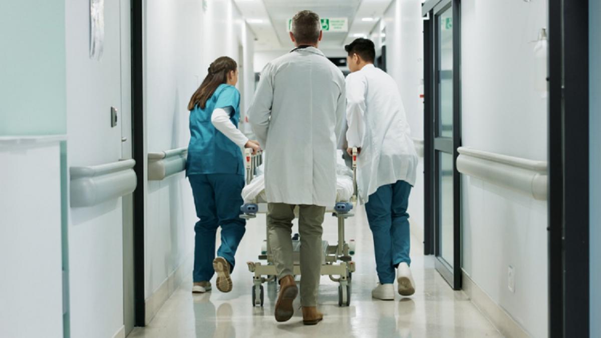 Rogobete schimbă gărzile și rezidenții: Ce planuri are pentru spitale