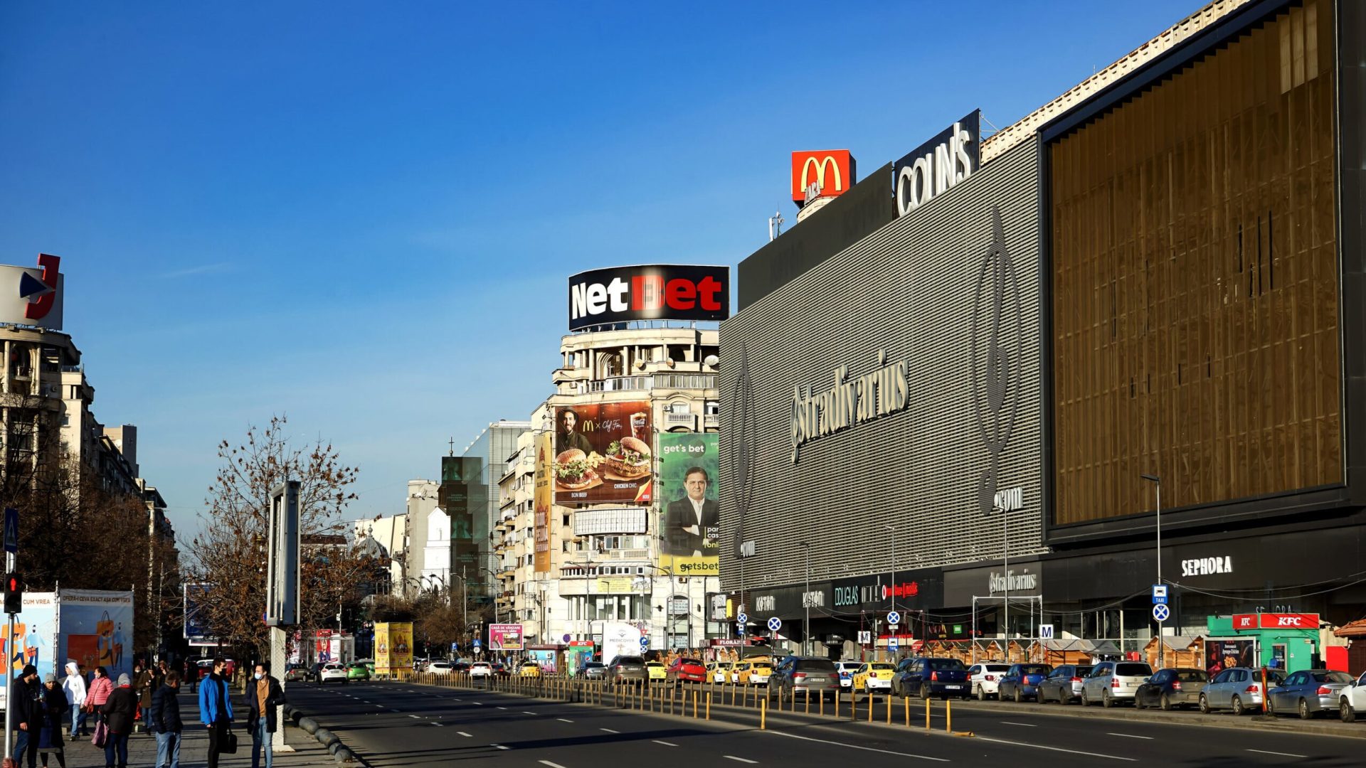 Reguli pentru panourile stradale: Ce au învățat autoritățile din UE pentru România