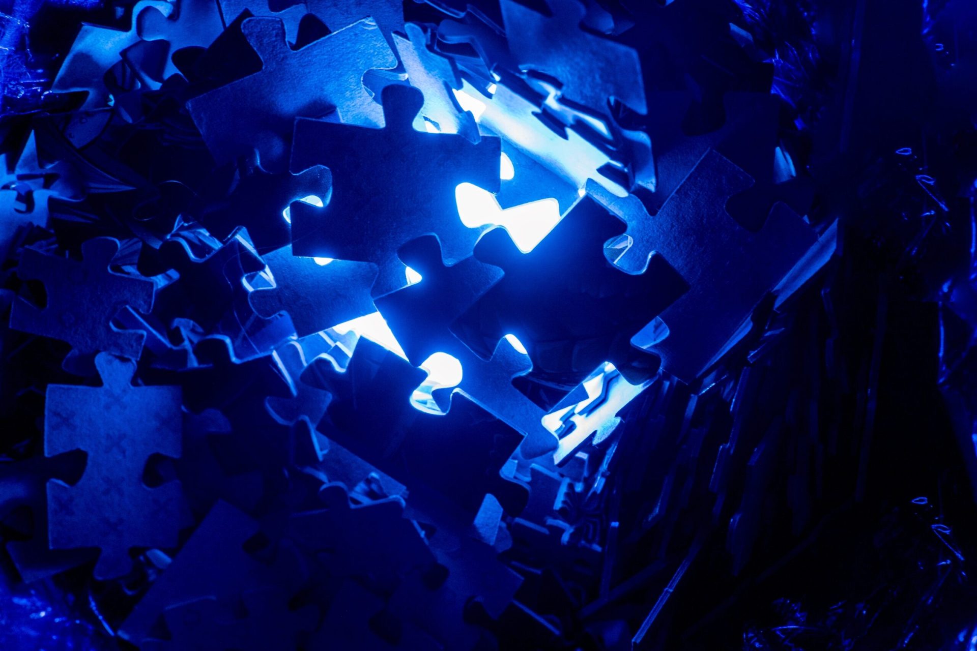 Puzzle-urile vindecă anxietatea: Cum au revenit în forță!