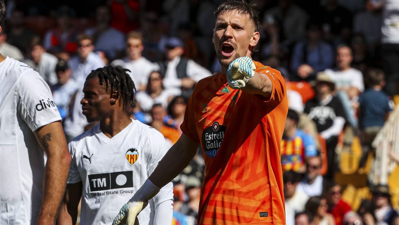 Ionut Radu, pe teren! Freiburg – Celta Vigo, Bologna – Aston Villa, Porto – Nottingham Forest