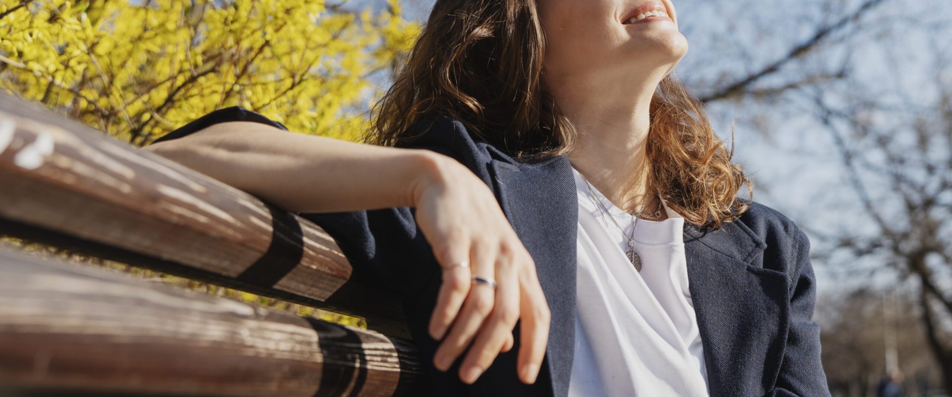 Soarele de primăvară: Cum îți afectează pielea după iarnă?