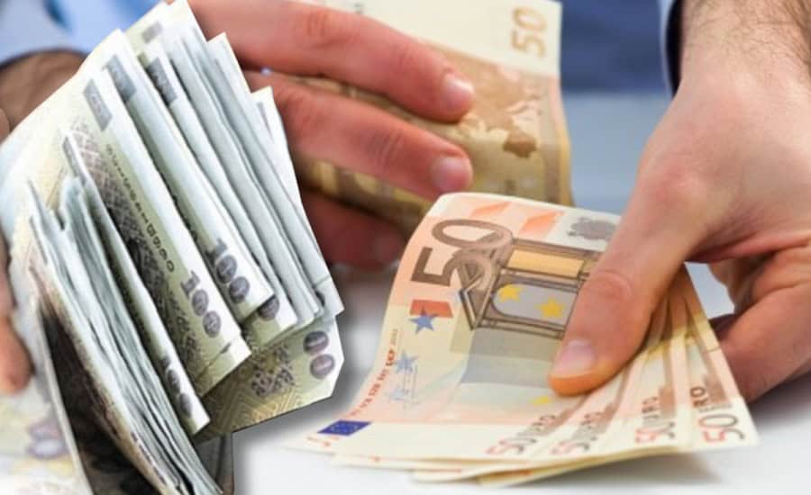 Remiteri: Străinii scot peste 2 miliarde € din România, românii trimit mai mult