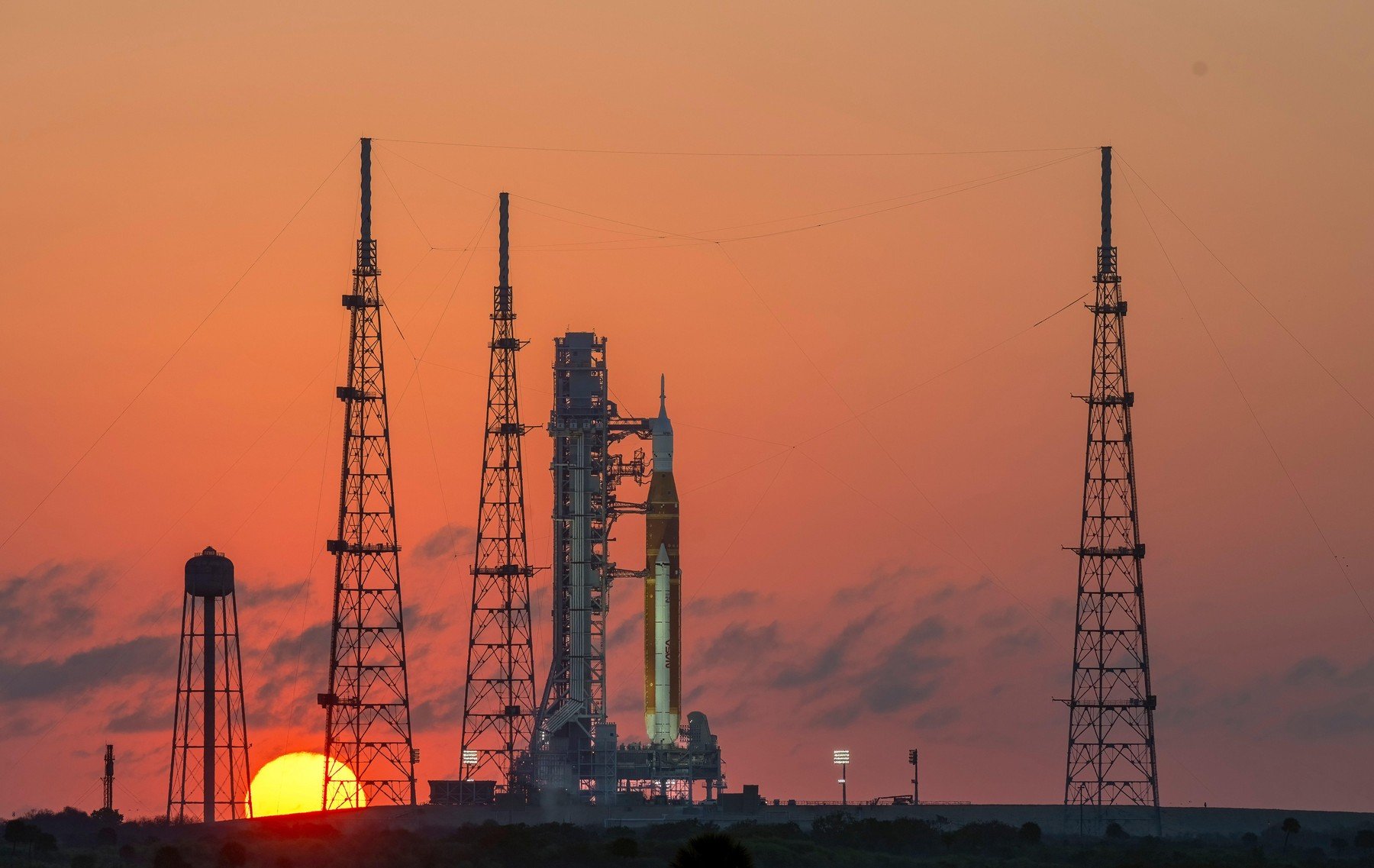 Artemis II: De ce lansează NASA o misiune crucială în plină activitate solară? Agenția Spațială Americană (NASA) pregătește lansarea misiunii Artemis II, o etapă importantă în programul de explorare lunară