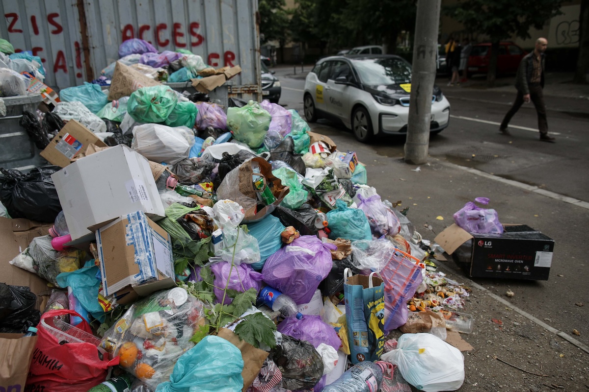 Sectorul 1, noua firmă de salubrizare: Curățenie și deszăpezire, pe masa aleșilor din București