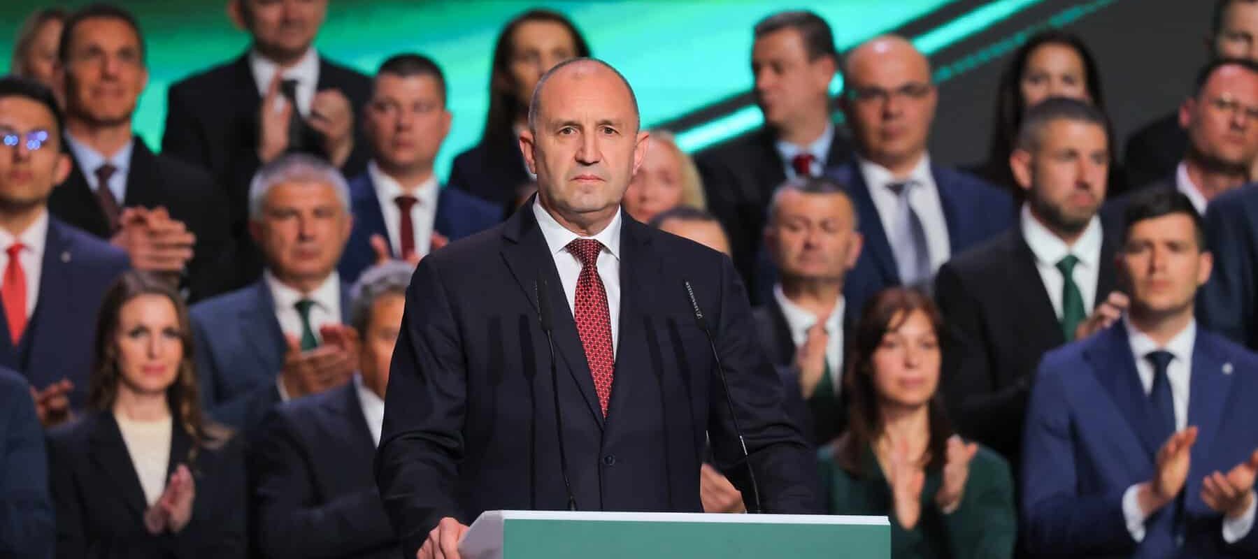 Radev, favorit în Bulgaria: Fostul președinte și partidul său, pe val în sondaje